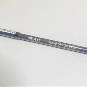 Make Up For Ever Aqua XL Waterproof Eyeliner